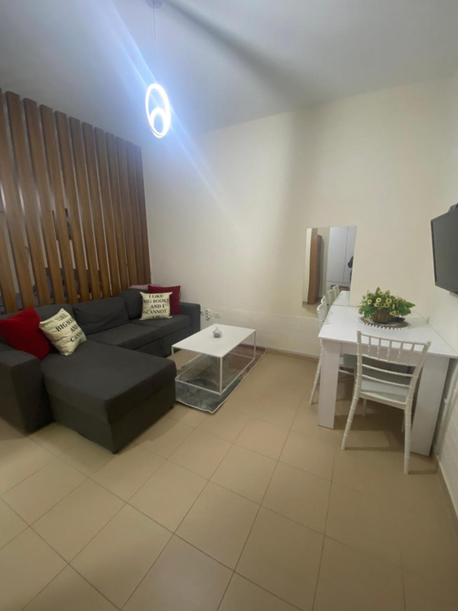 Chlo Apartment 4 Tirane Eksteriør billede