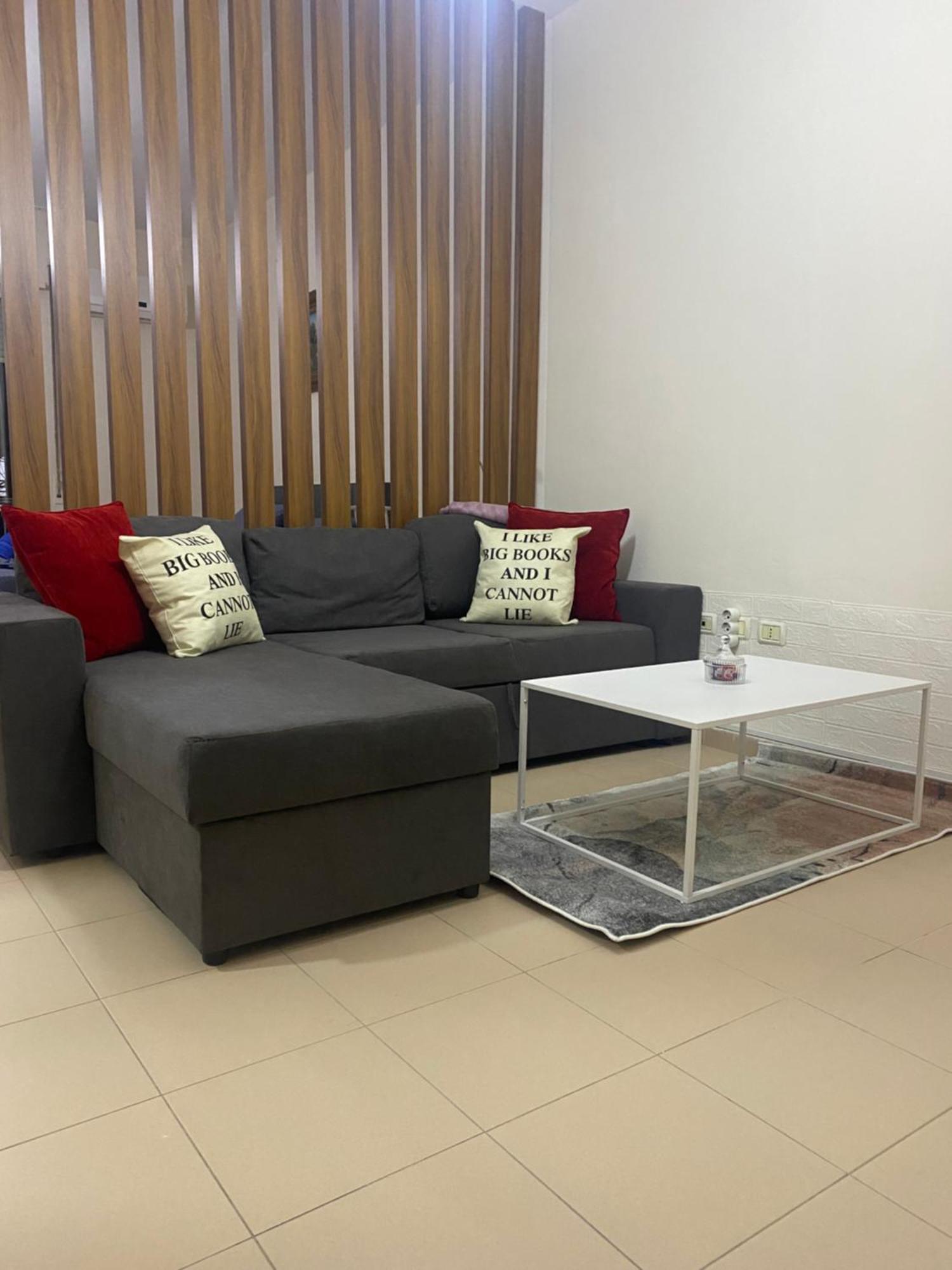 Chlo Apartment 4 Tirane Eksteriør billede